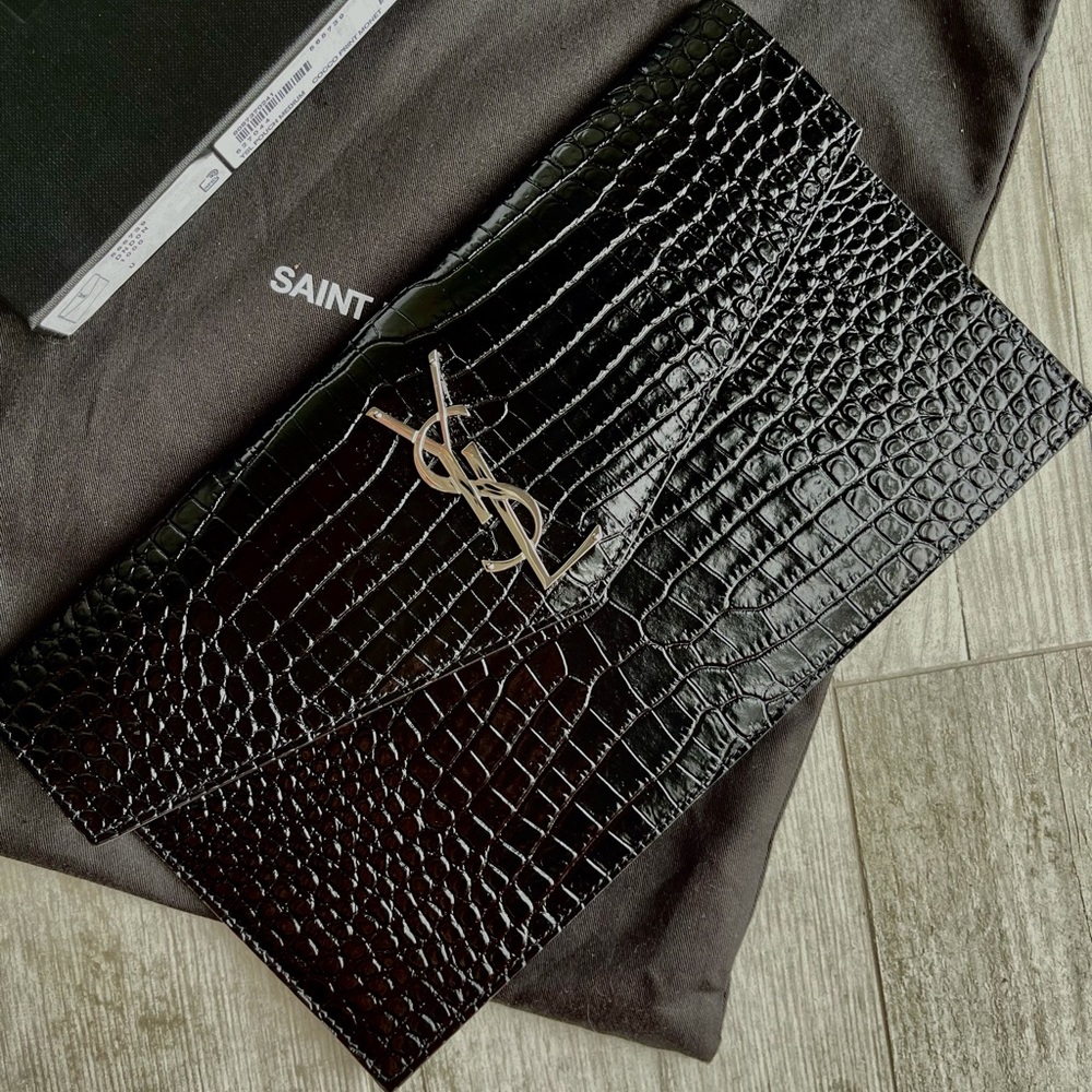 Y es Saint Laurent Medium Uptown Pouch Nero! (I don’t sell to rude Posh markers - Picture 3 of 7